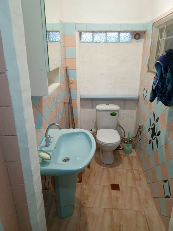 Квартира Отдельная комната с удобствами и двориком в центре — Сухум