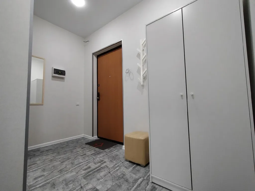 Спутник, 1-комнатная квартира рядом с набережной