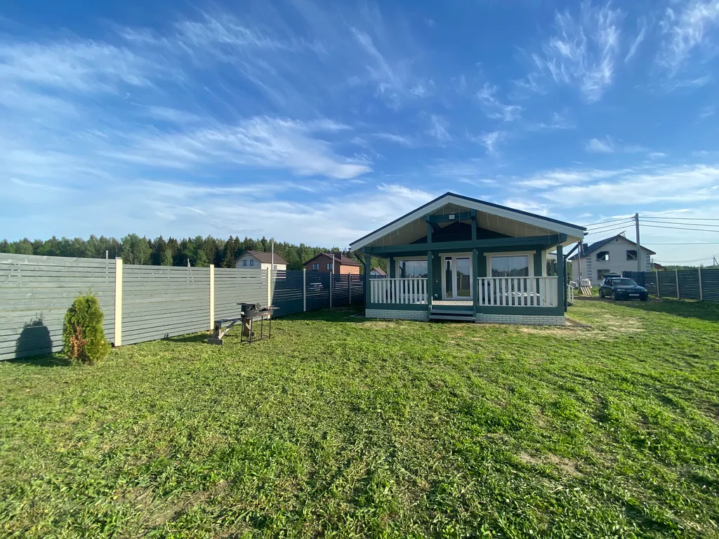 Дом шале рядом с городом