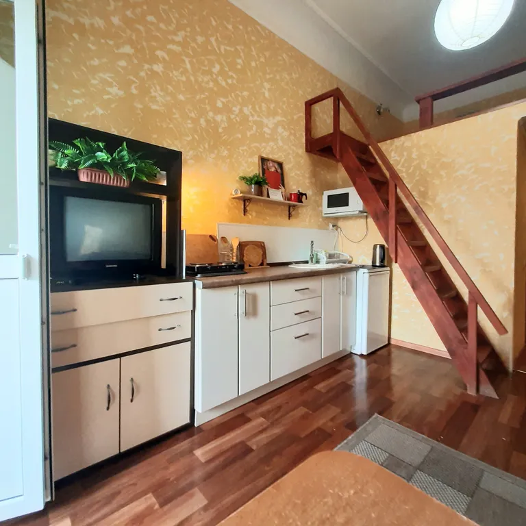 Студия возле моря