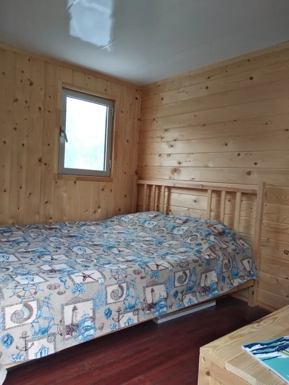 Хаусбот на Мунозере - одном из самых красивых и чистых озёр в Карелии