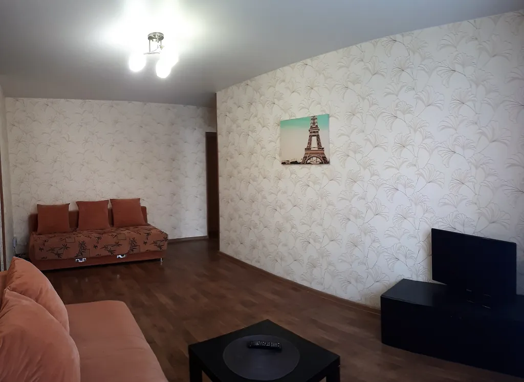 Квартира 3-комнатная квартира у метро Красный проспект — Новосибирск