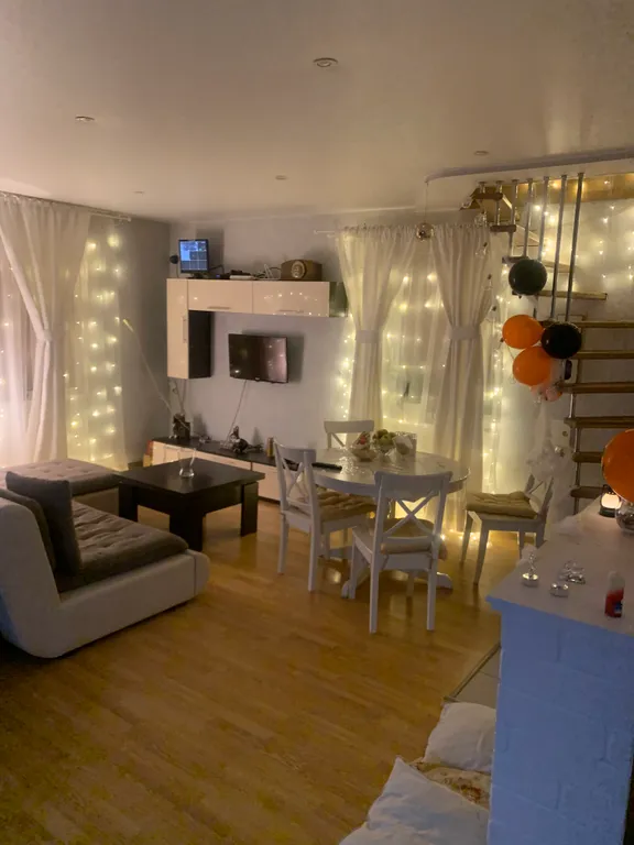 Коттедж 3-комнатный Дом — аренда посуточно в Парголово