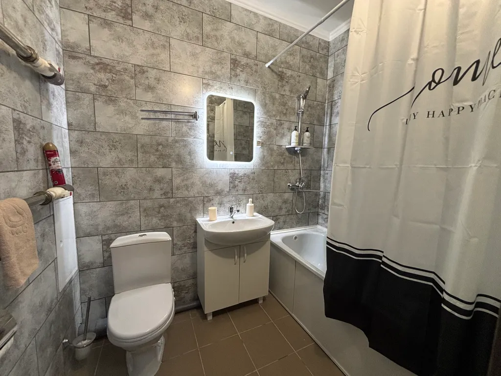 Комфортабельная семейная евродвушка в центре до 6 гостей