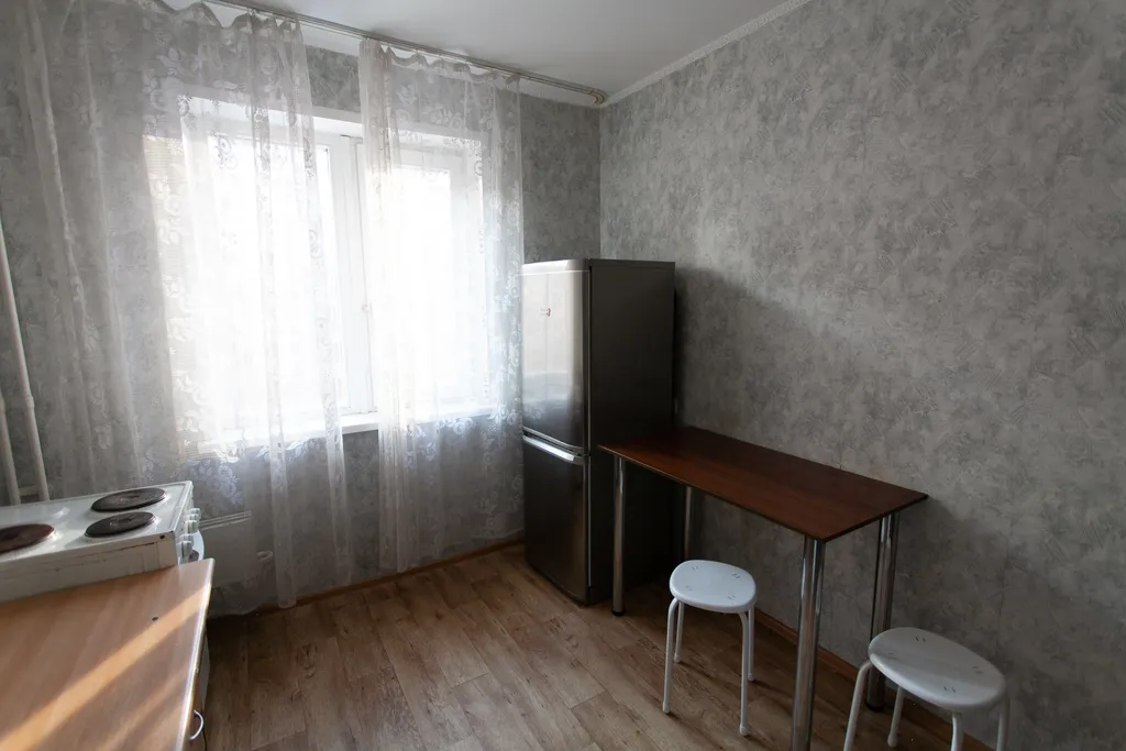 Двухкомнатная возле ТРЦ Планета