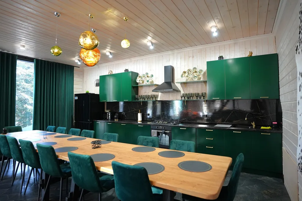 6-комнатный Дом