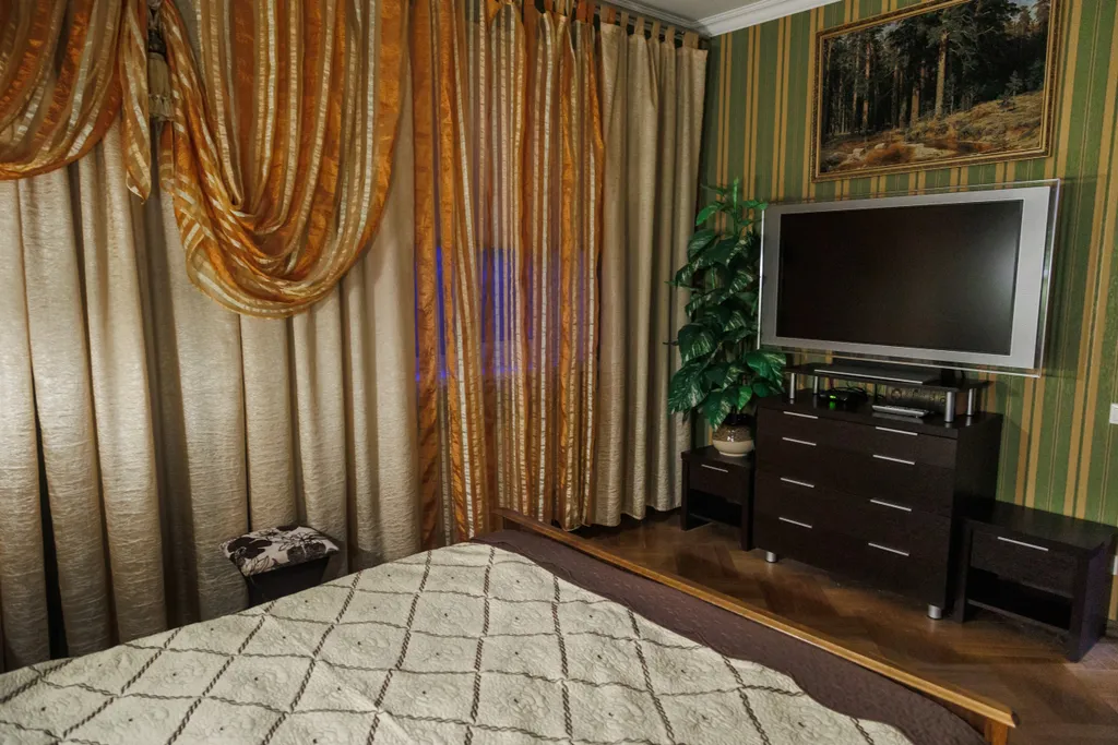 Коттедж 200м2 среди трех озер