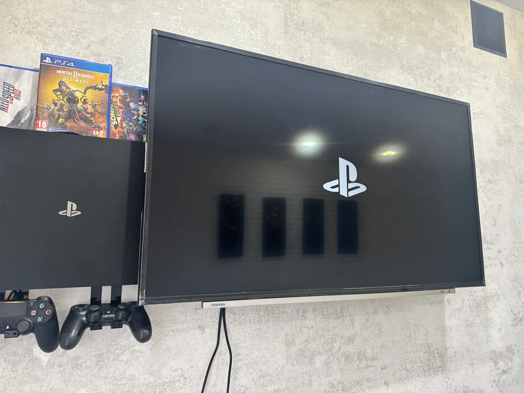 Большая Уютная 1-комнатная квартира,своя парковка,рядом магазин,центр