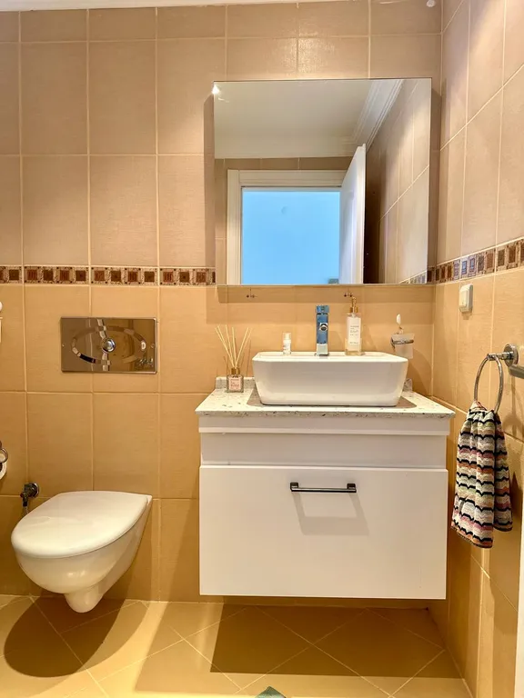 Современная вилла 3+1 с бассейном рядом с пляжем