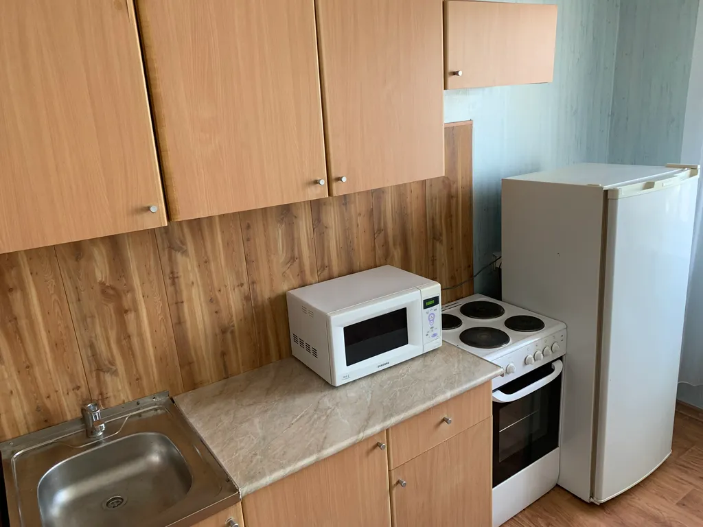 Квартира 1-комнатная квартира через дорогу от ТРЦ Планета — Красноярск