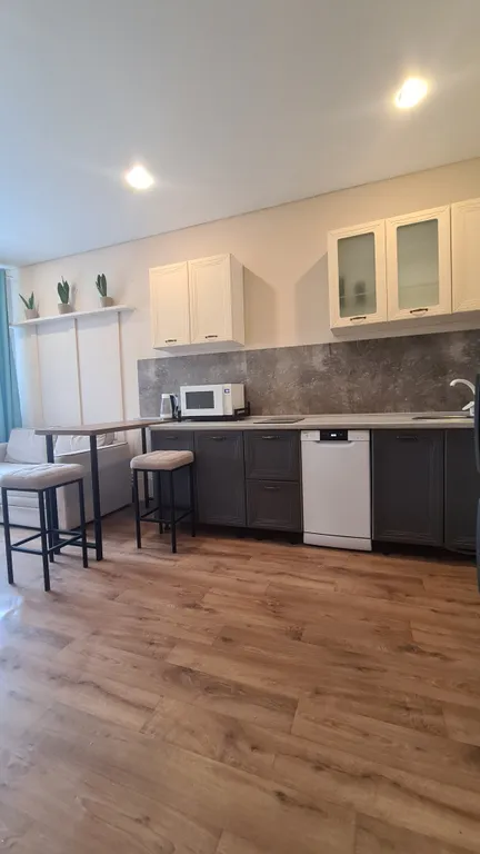 Квартира Современная двушка — аренда посуточно в Кировск