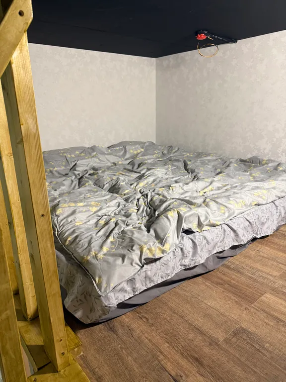 Уютная квартира с видом на горы и сосновый лес для большой семьи