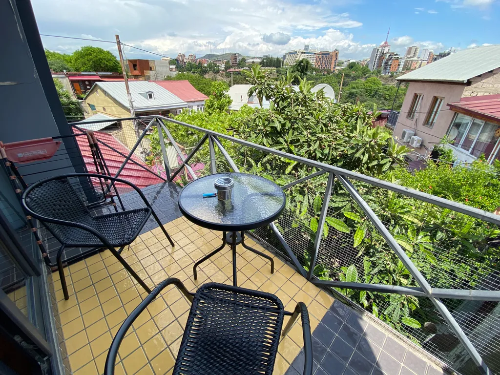 Дом в стиле лофт в Старом Тбилиси