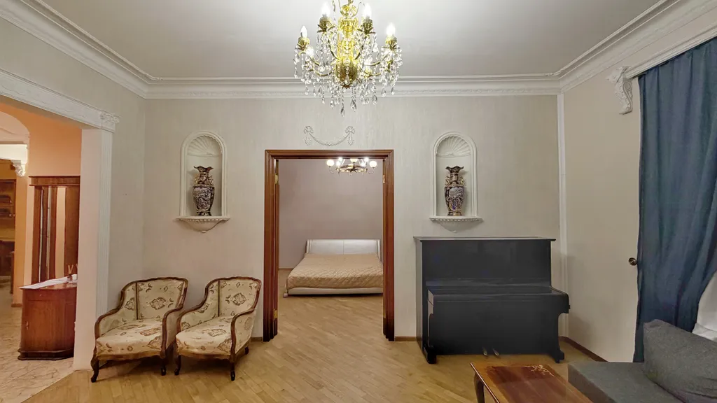 Квартира 4-х комнатная квартира в центре Москвы на Маяковской — Москва