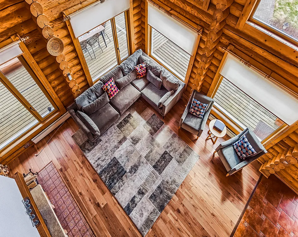 Уютный дом на берегу озера с тёплым бассейном на территории Порт Тихий