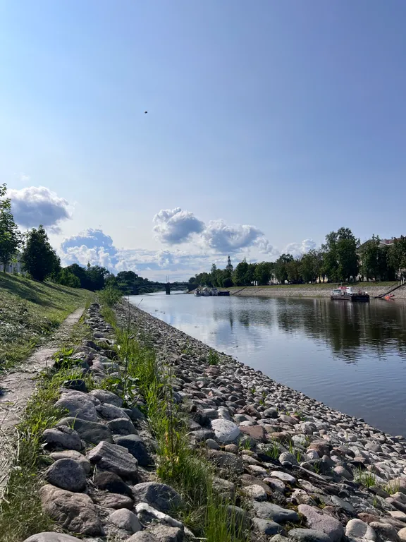 Апартамент чисто функционально пешком до Центра