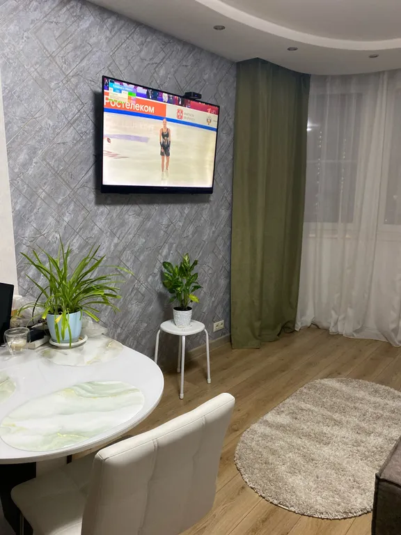 Большая уютная квартира рядом с праздничной столицей — аренда посуточно в Балашиха