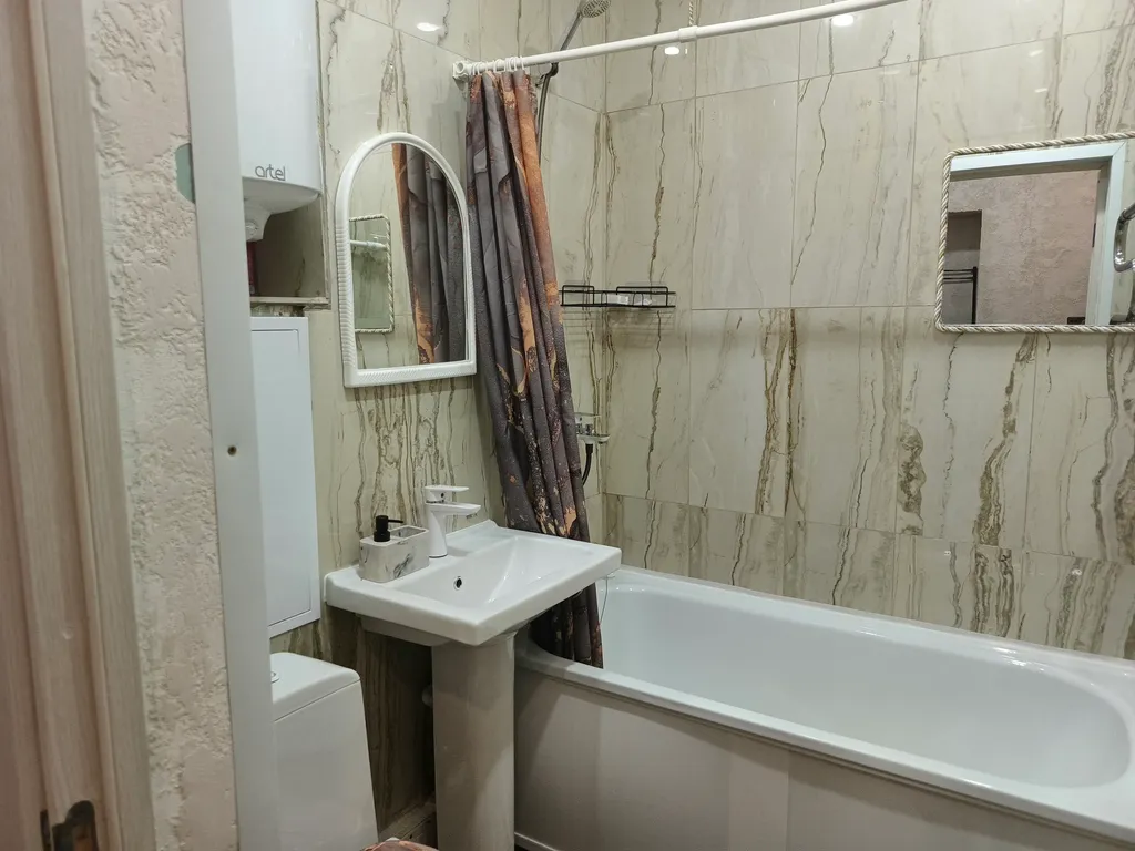 Уютная двухкомнатная квартира с видом на горы