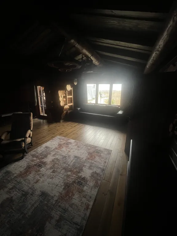 Шале с баней бассейном и видом на озеро