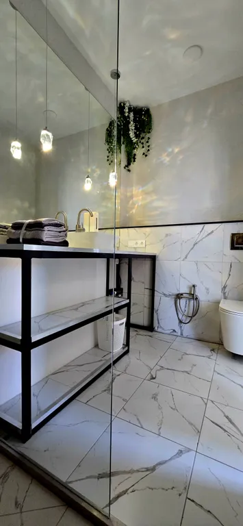 Студия скала вид на горы, отдельный вход