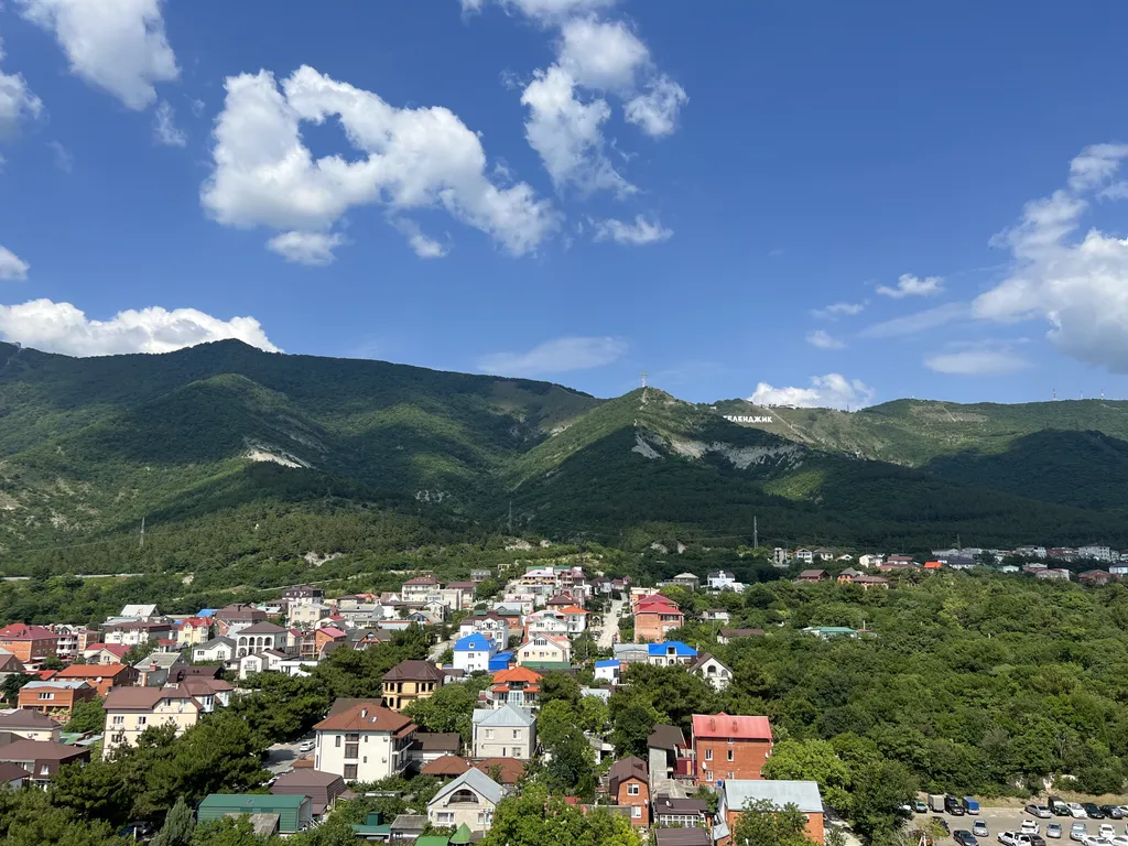 Квартира Квартира с видом на горы и рассвет — Геленджик