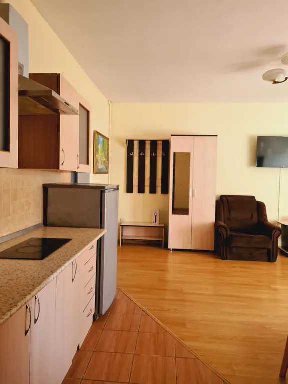 Квартира Квартира ЛЮКС двухкомнатный, 6-ти местный с кухней — Анапа