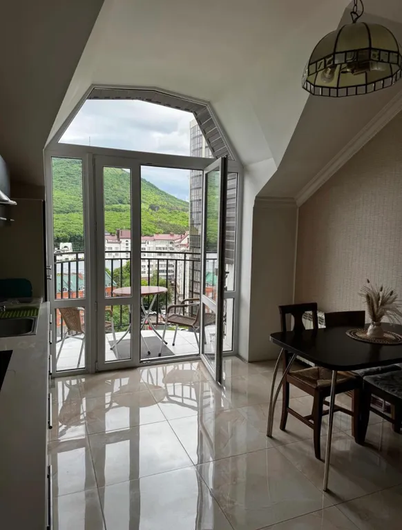 Шикарная квартира с потрясающим видом на гору Машук