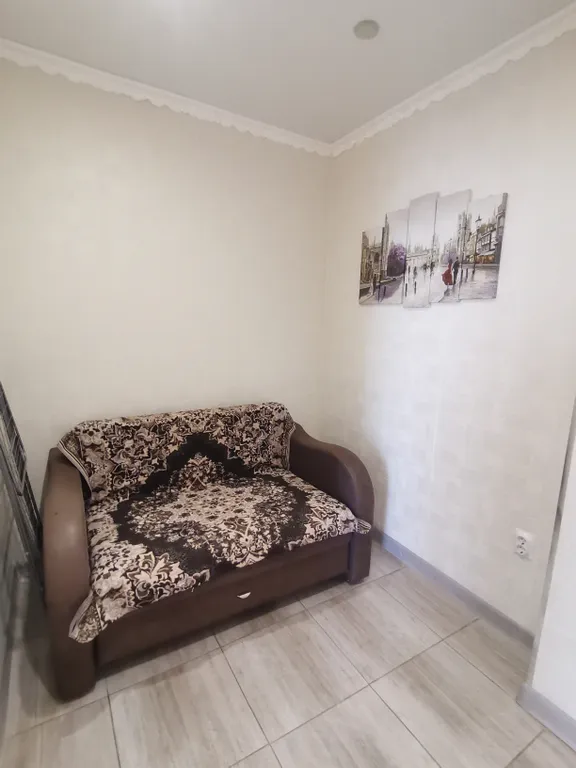 Просторная квартира-студия в Лазурном