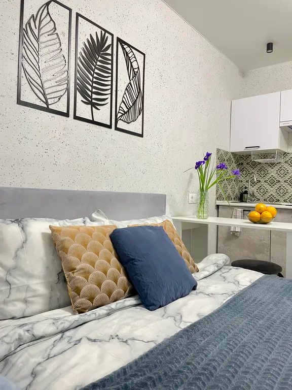 Студия рядом с ТРК Семья