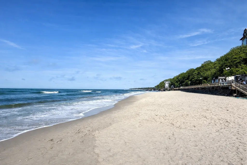 Уютные апартаменты с видом на море, первая линия с выходом на пляж