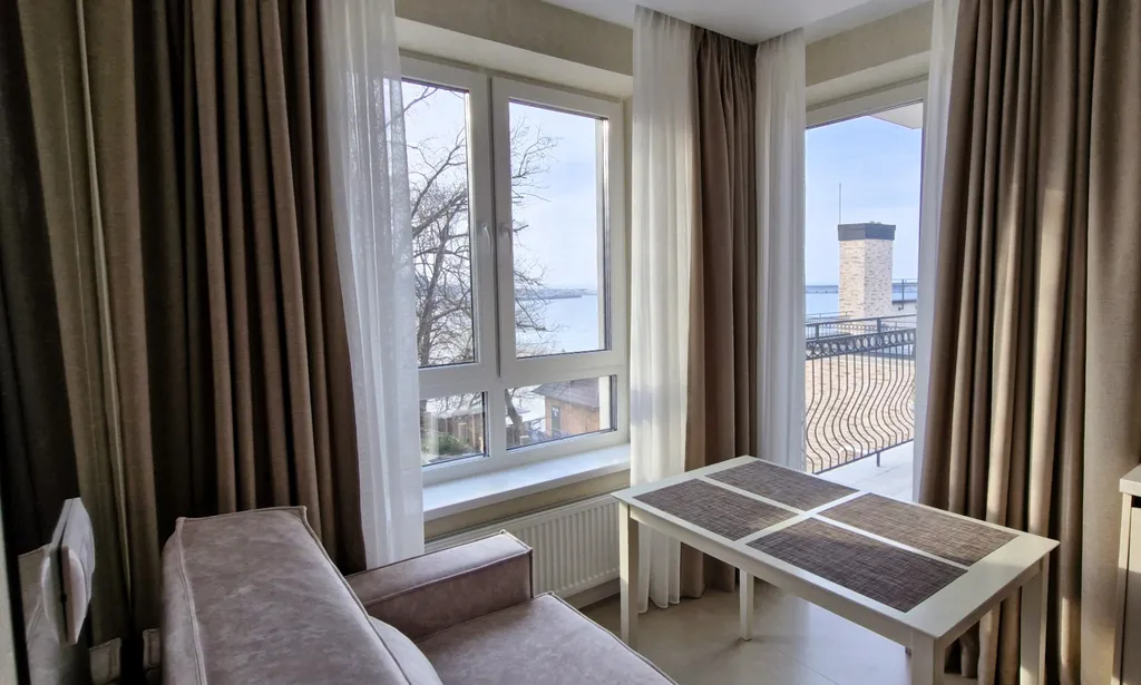 Современные апартаменты с видом на море