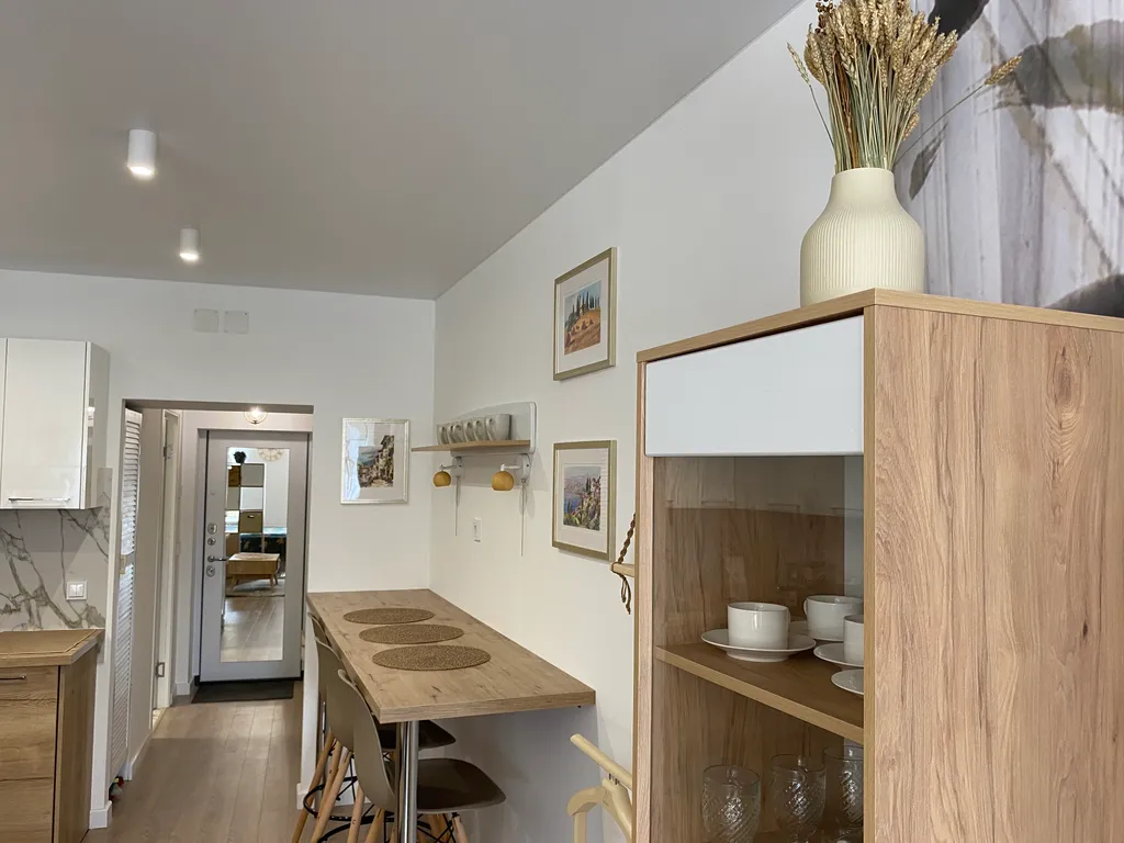 Студия в стиле Сканди с видом на Кремль