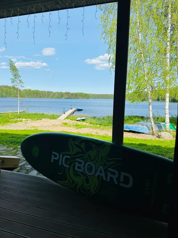 Дом у озера