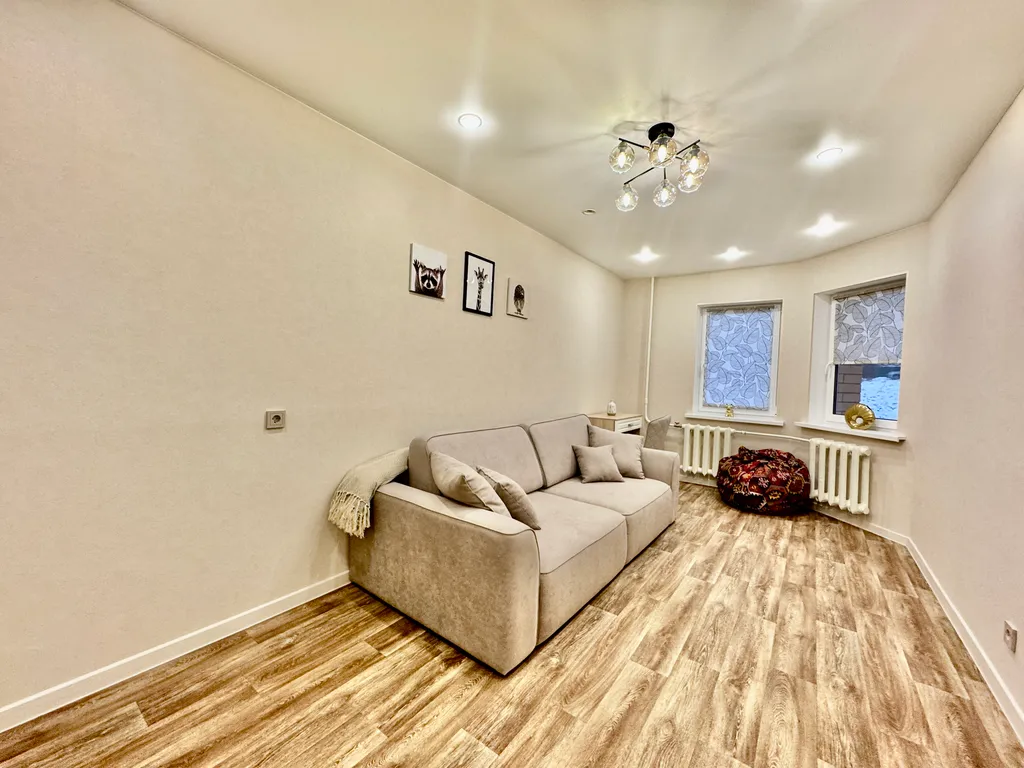 Роскошная + камин + ТВ 2 метра