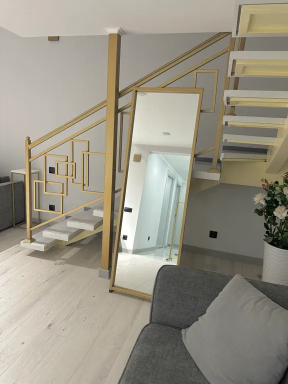 Двухуровневая квартира с дизайнерским ремонтом