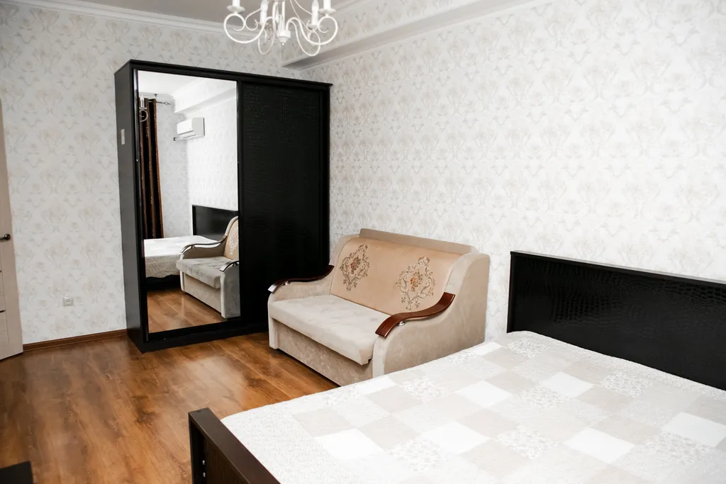 Квартира Квартира Анти-Отель на 3чел. 1комн.кв. 1этаж, код-128 — Махачкала