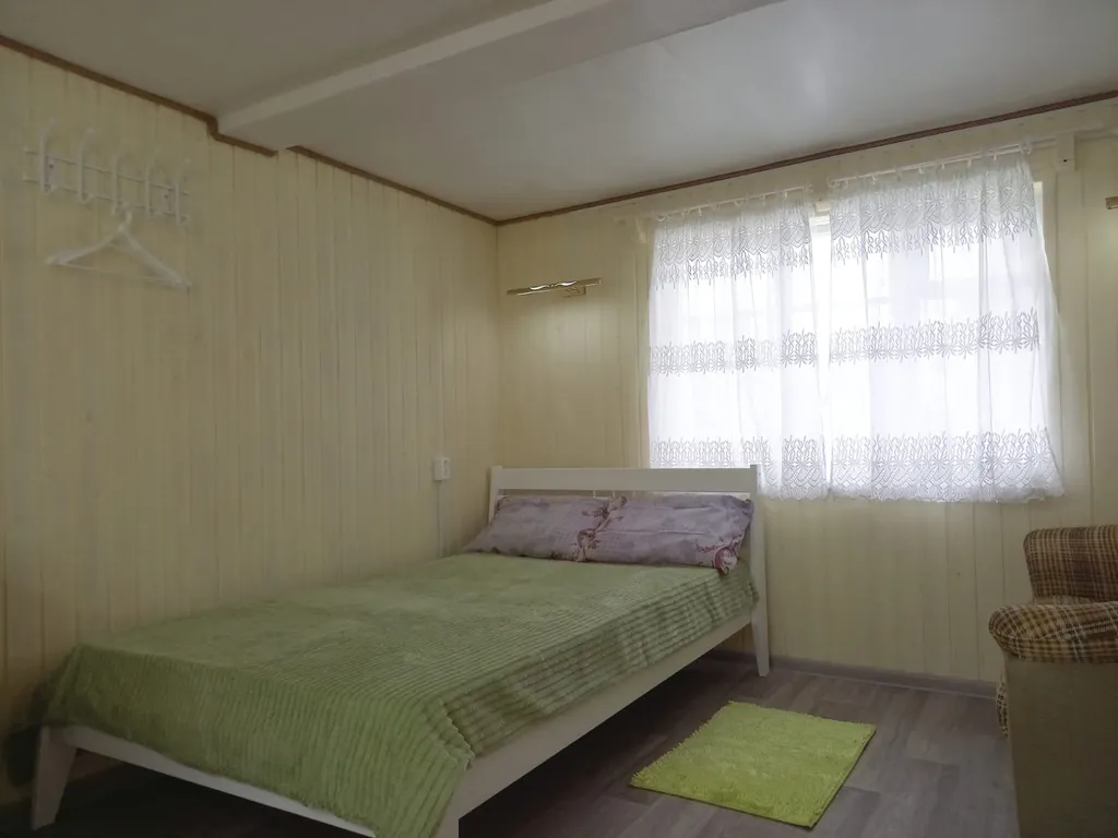 Зеленая уютная дача