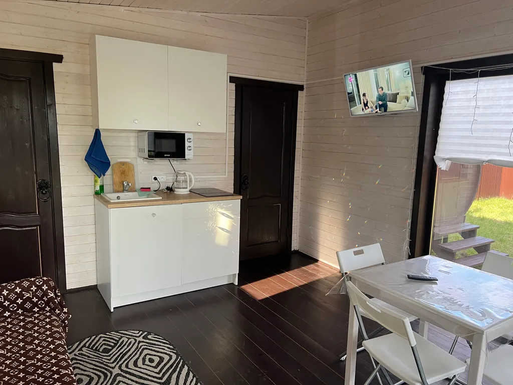 Коттедж Дом на окраине Казани на берегу реки и с собственным прудом — Казань