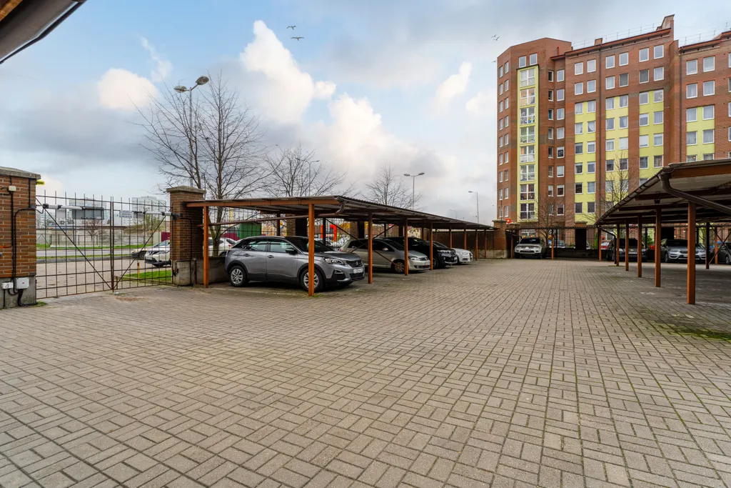 Квартира 1-комнатная Квартира — Калининград