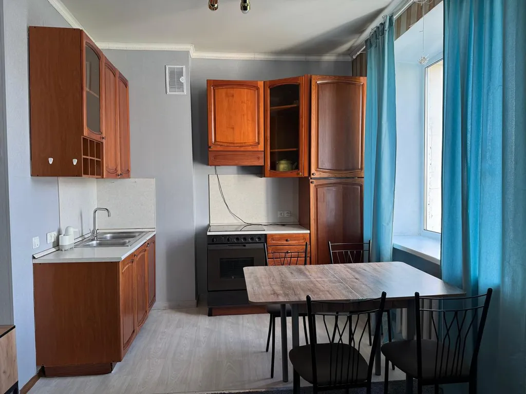 Просторная чистая квартира в самом центре города