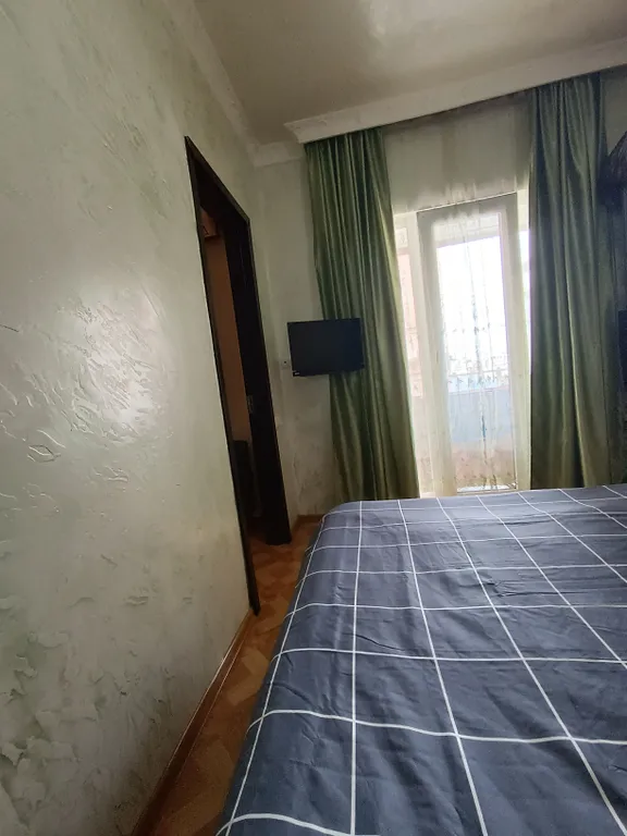 2-комнатная квартира в центре Старого Батуми, 1 линия