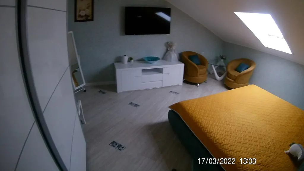 Двухуровневая квартира в тихом месте