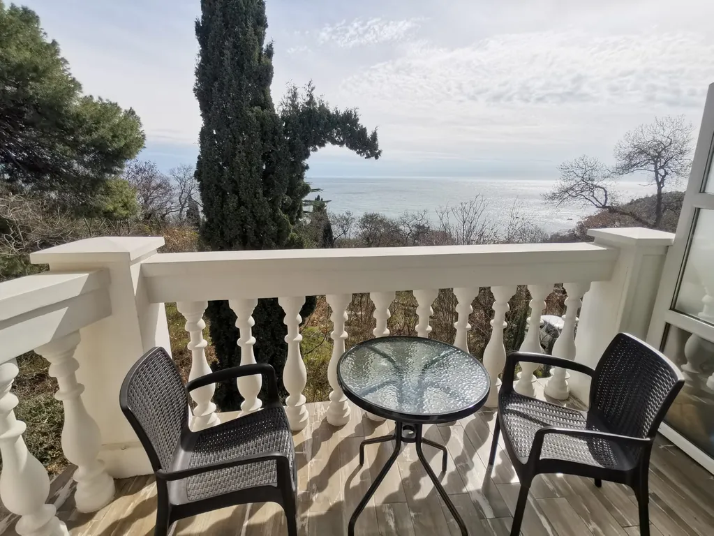 Квартира Студия с видом на море — аренда посуточно в Алупка