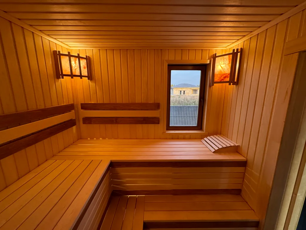 Дом с баней и чаном