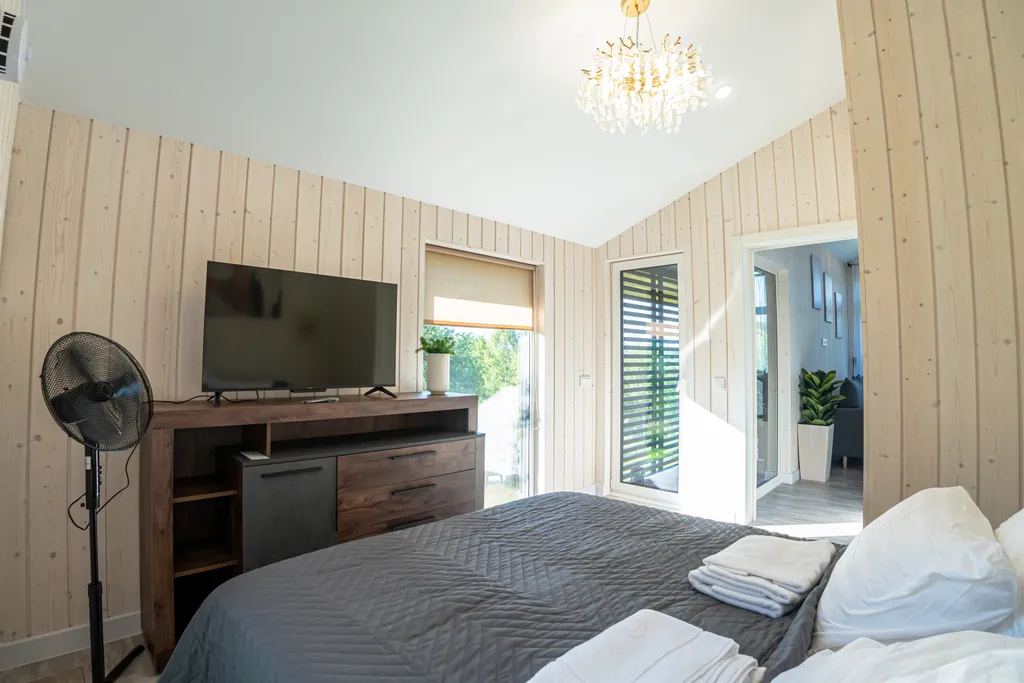 Новый Дом с видом на лес