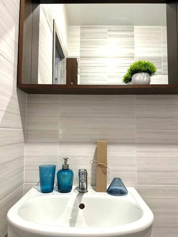 Студия для троих