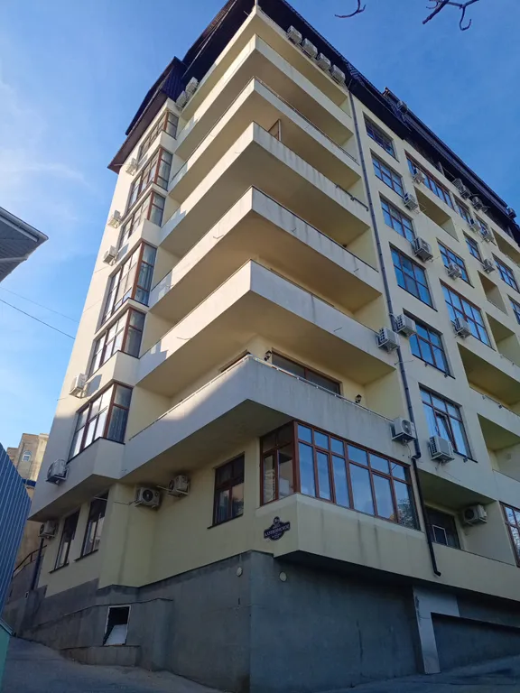 Уютная видовая 2-комнатная квартира у парка и моря