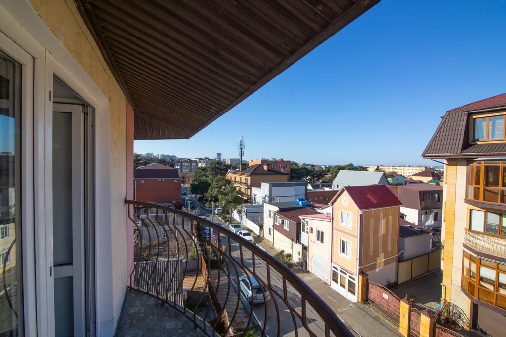 Квартира Трехкомнатная квартира в центре города в 10 минутах от моря — Геленджик