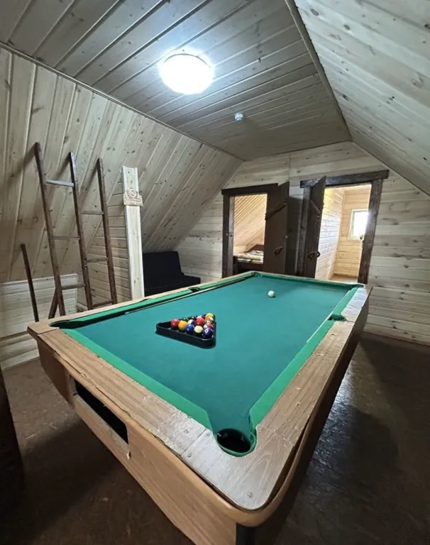 Новый рубленный дом в центре Ижевска, с баней и бассейном