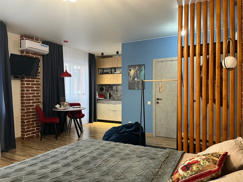 Яркий лофт центр, панорамный вид